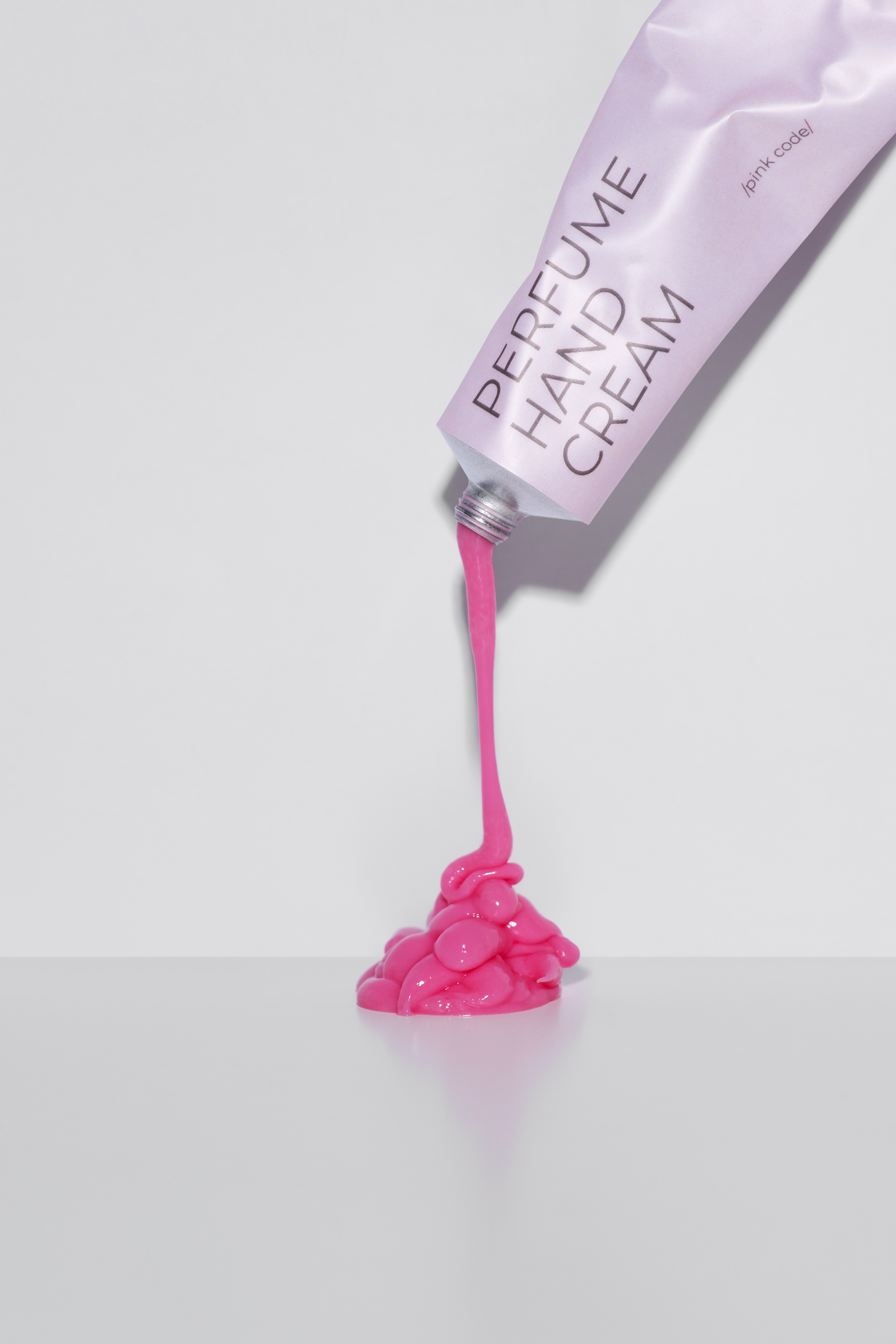 ПАРФУМОВАНИЙ КРЕМ ДЛЯ РУК PINK CODE